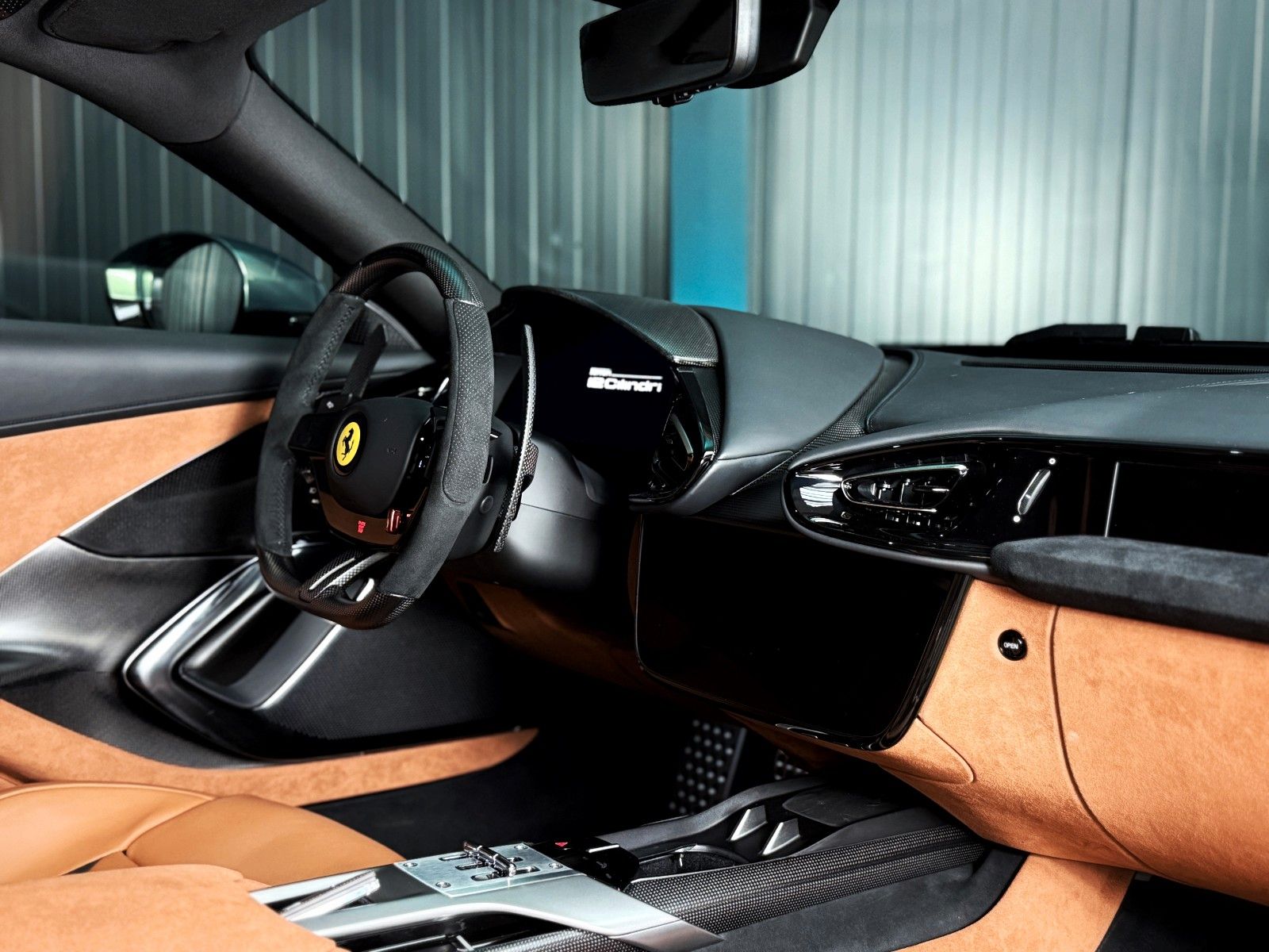 Fahrzeugabbildung Ferrari 12Cilindri + Carbon + Lift + Verde Minerale Meta