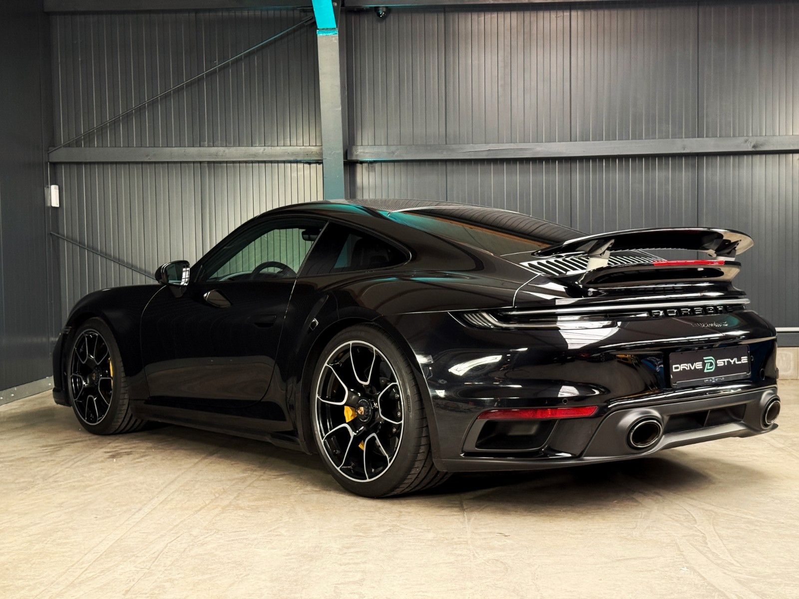 Fahrzeugabbildung Porsche Turbo S + Burmester + PCCB + Carbon Dach + Appro