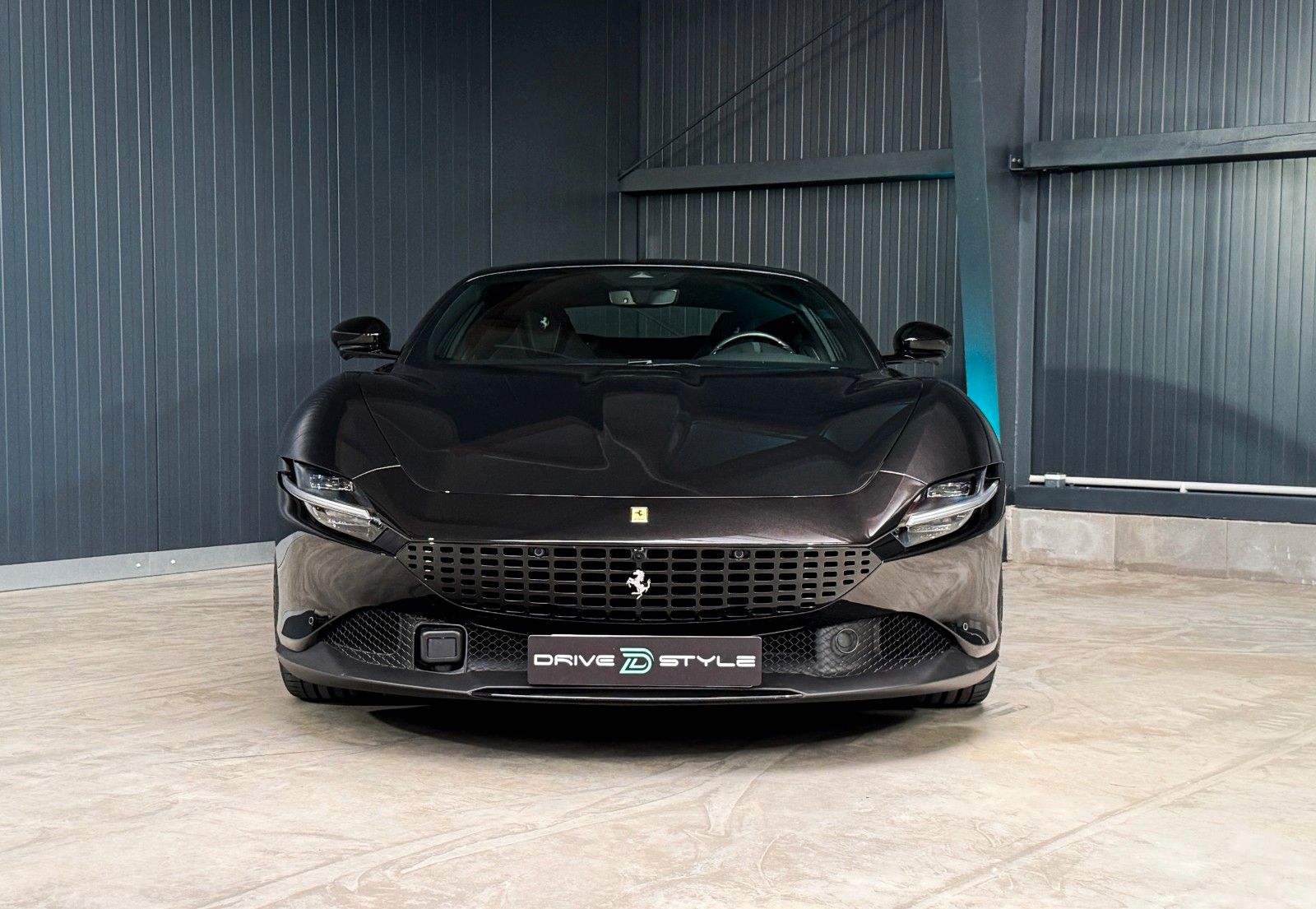 Fahrzeugabbildung Ferrari Roma +Carbon + ADAS + Beifahrerdisplay